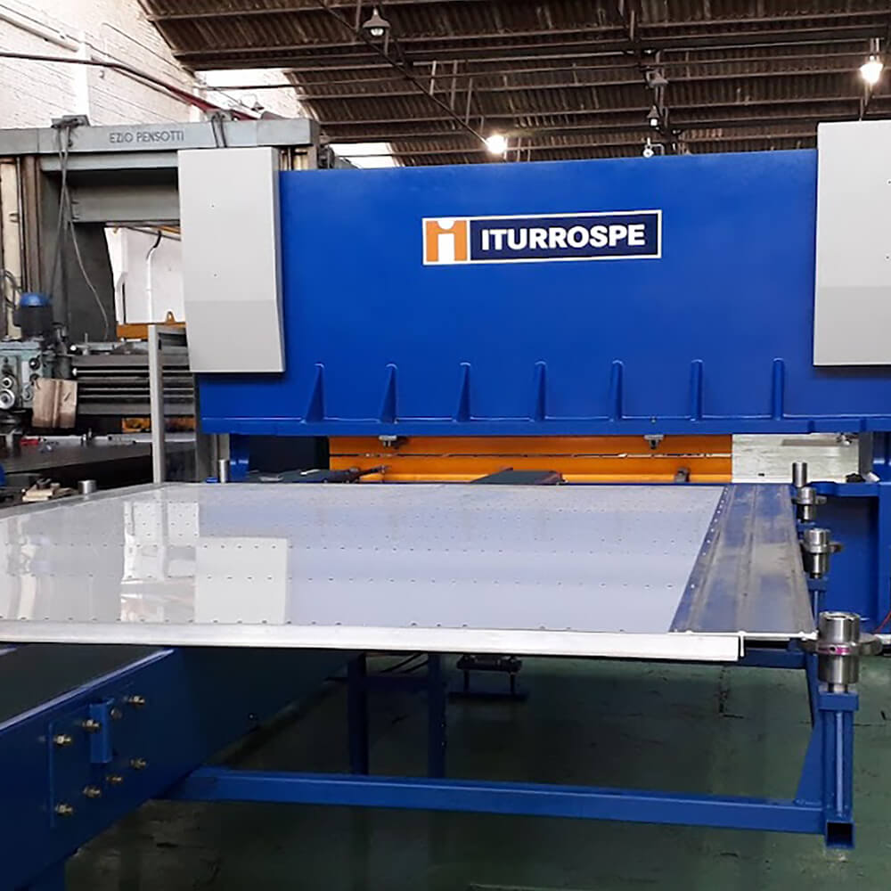 IPC-Metalmak | Prensa remachadora Iturrospe IPC-Metalmak | Prensa remachadora Iturrospe