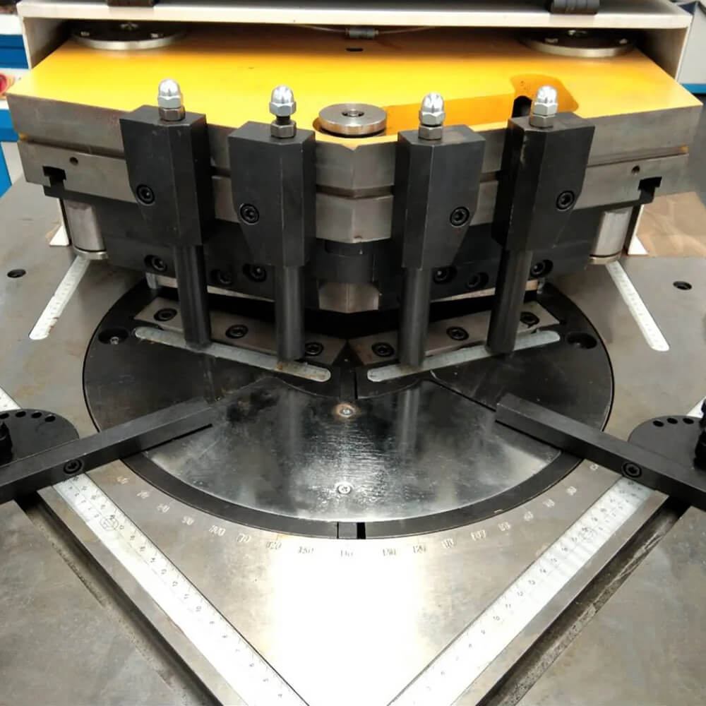 IPC-Metalmak | Esquineros de Angulo fijo y variable Jugao IPC-Metalmak | Esquineros de Angulo fijo y variable Jugao